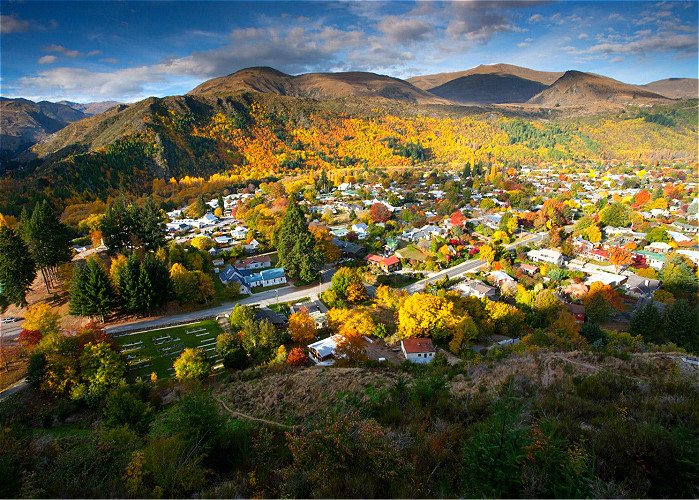 Jour 24: Te Anau – Queenstown- Sydney (Australie)       